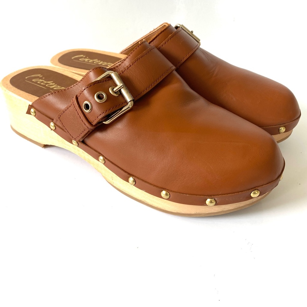 L’Intervalle clogs-worn once